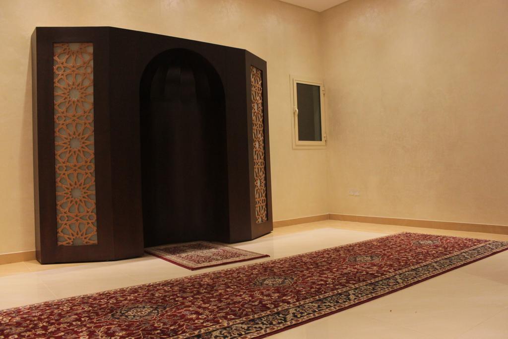 Mandarin Alshamal Hotel Apartments Рияд Екстериор снимка
